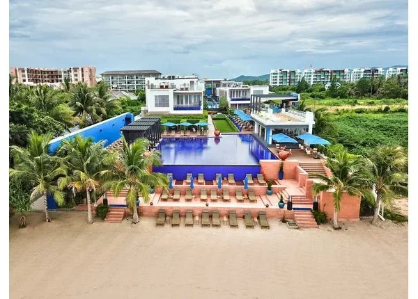 Ace of Hua Hin partners with Red Elephant Reps