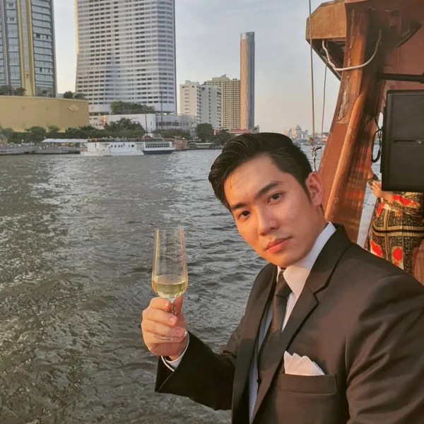 Smiling Albino Celebrates 25 Years of People, Partnerships, and Paying it Forward