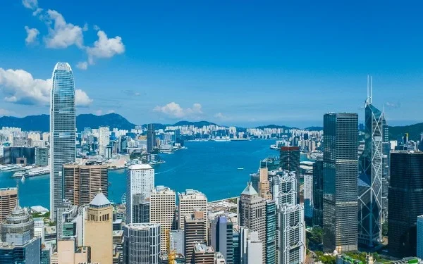 Ultra-cheap packages target China’s county-level seniors